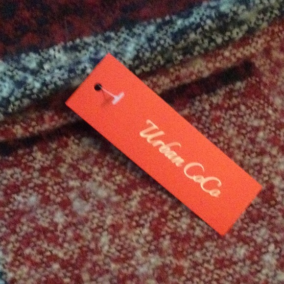 4/$15 Blanket scarf - Picture 2 of 2